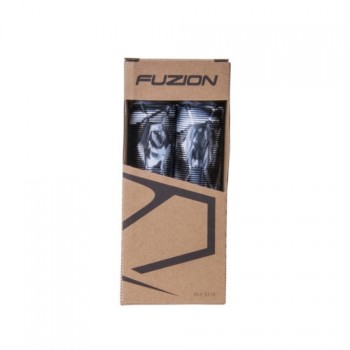 Fuzion  Hex Scooter Grips - Black/ White