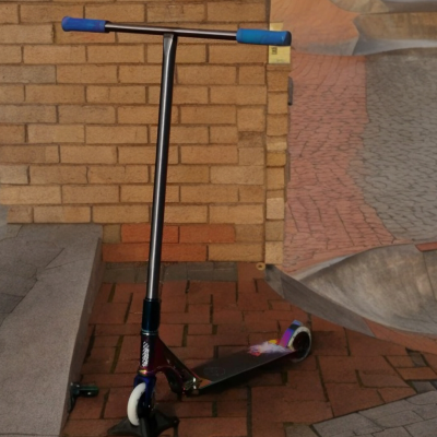 UrbanArtt Primo Custon Stunt Scooter - Chrome/NeoChrome